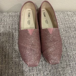 Pink glitter TOMS